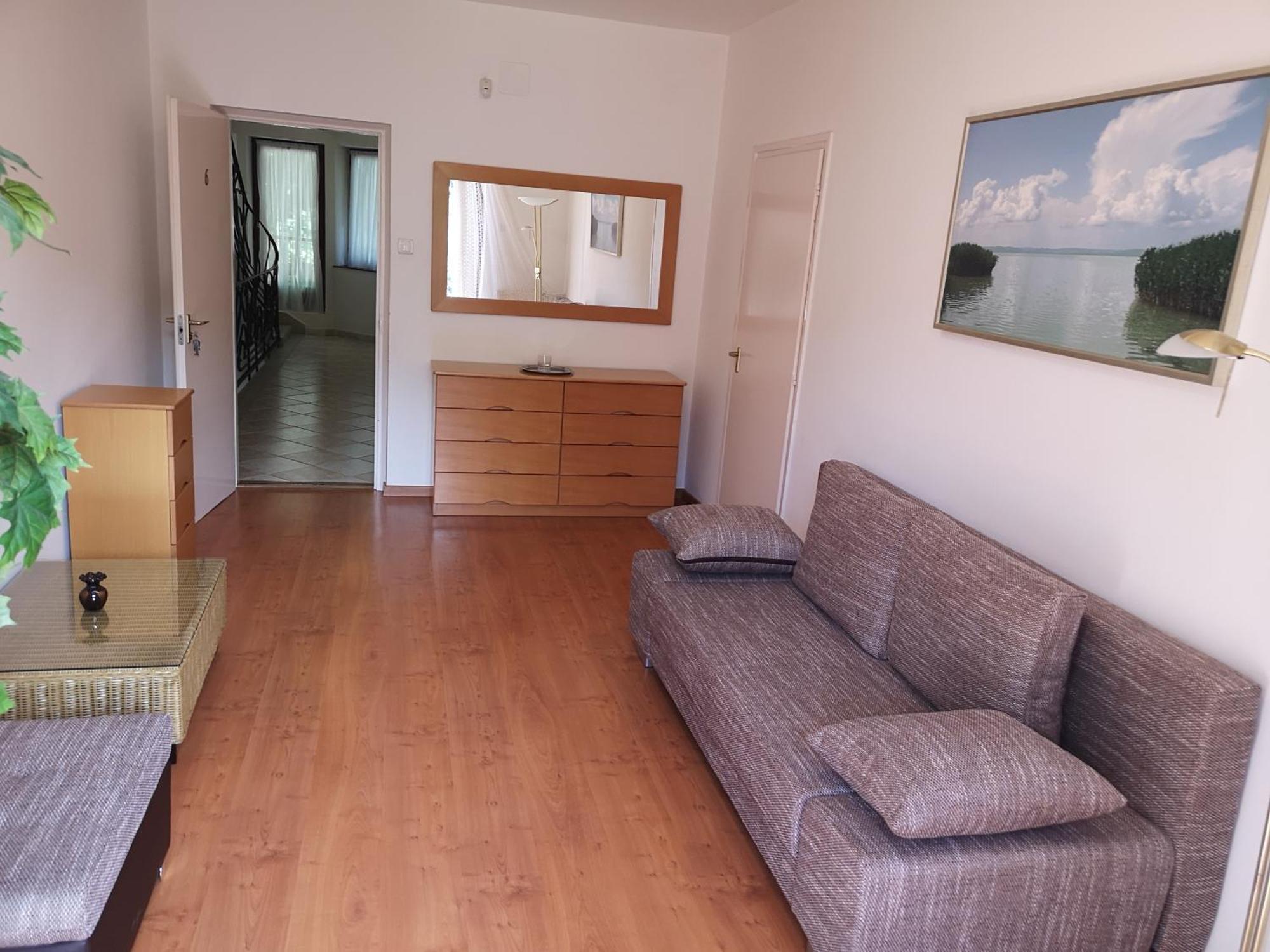 Balatonszárszó Balaton Art Guesthouse מראה חיצוני תמונה
